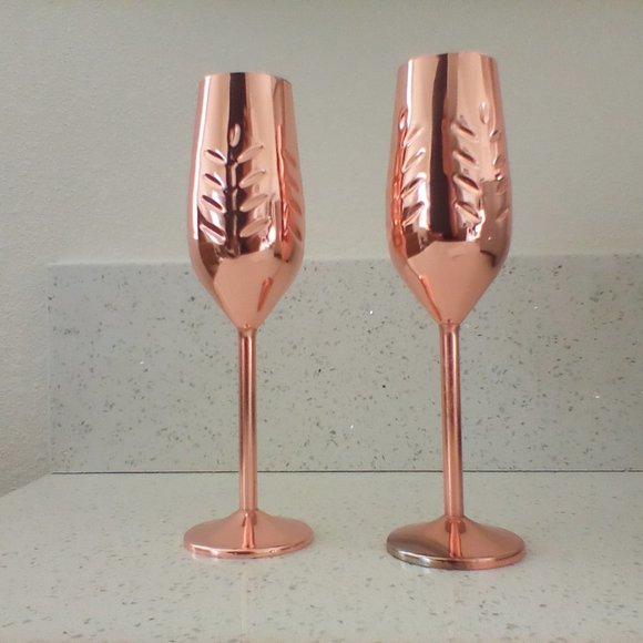 Silver One Intl Other - Champagne Flutes